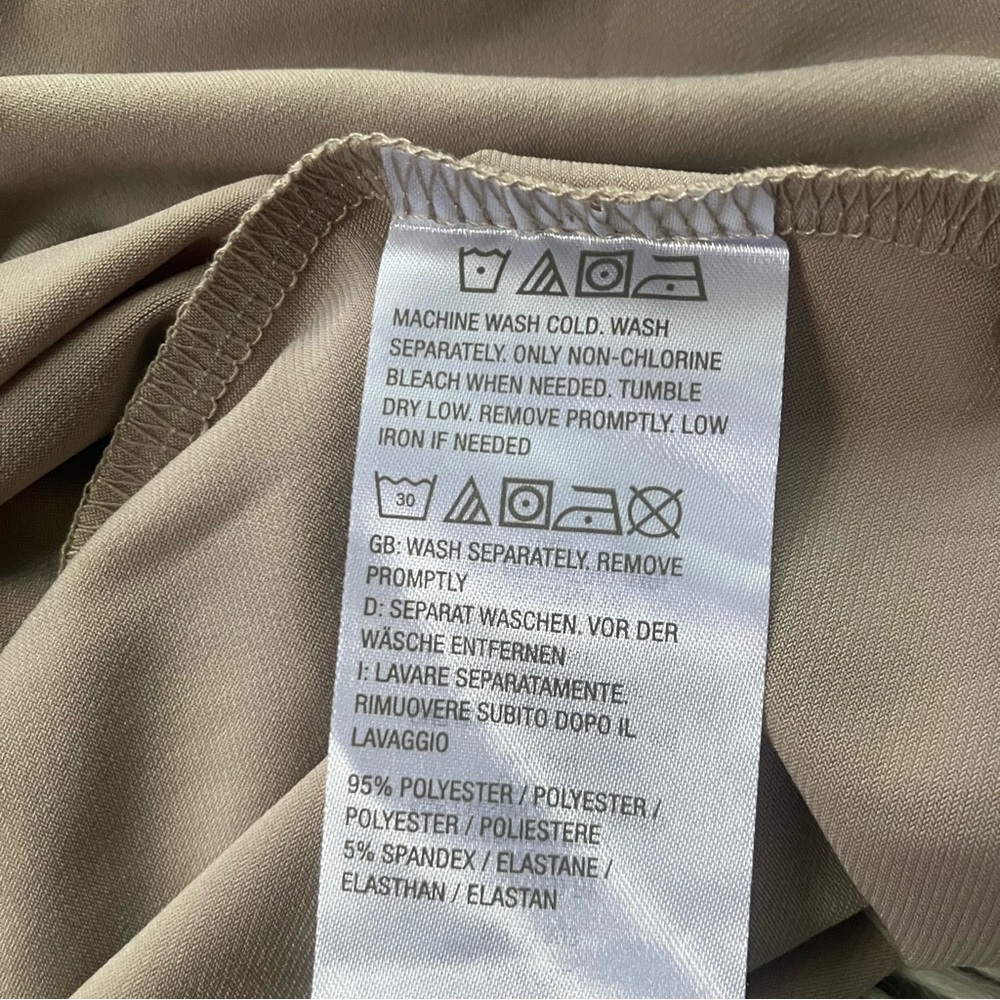 Susan Graver MEDIUM Blouse-Every Day Liquid Knit Asymmetrical Tunic Poly Spandex - Picture 10 of 13